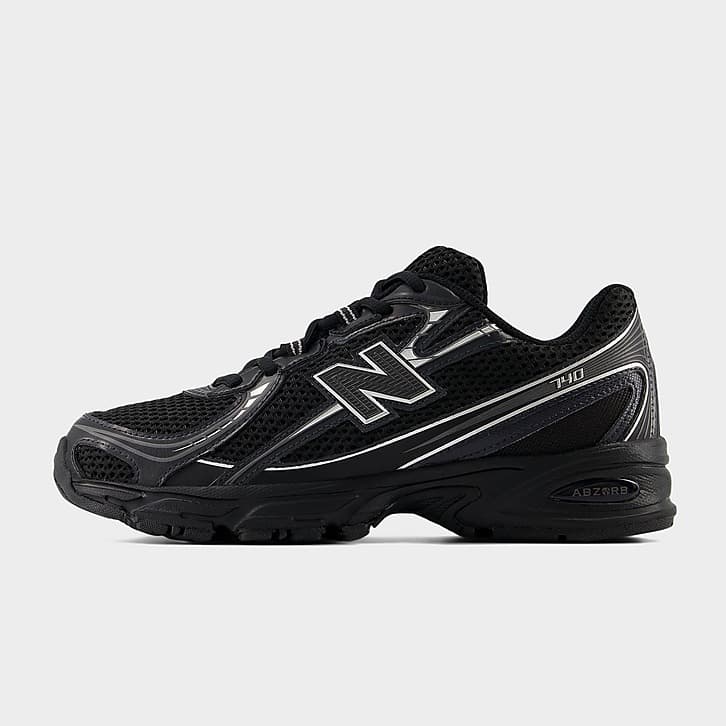 New Balance 740