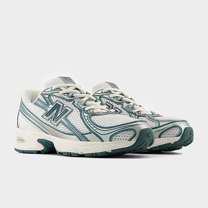 New Balance 740 Women's